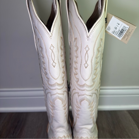 Ariat Casanova Western White Leather Cowboy Tall Boots - Picture 10 of 13